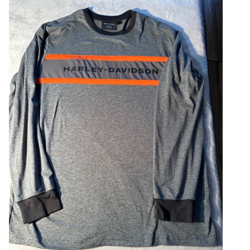 Harley-Davidson Mens XL Grey Long Sleeve Performance Shirt Racing Stripe Logo